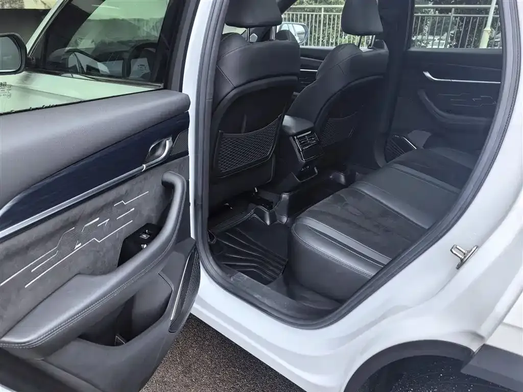 Geely Xingyue L 2024 из CN, фото 7
