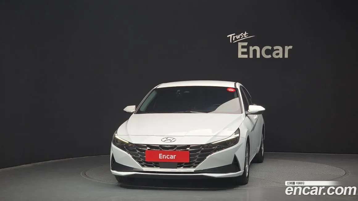 Hyundai AVANTE — фото 3