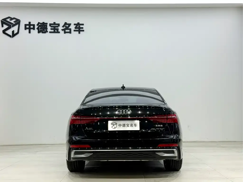 Audi A6L — фото 5