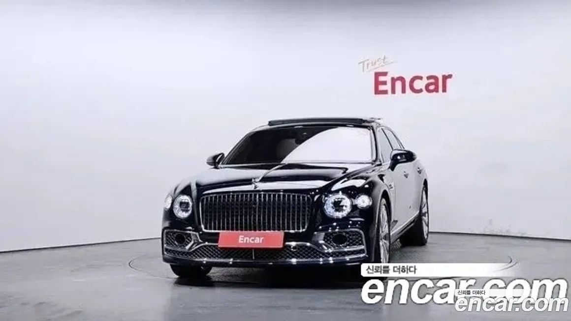 Bentley Flying Spur — фото 3