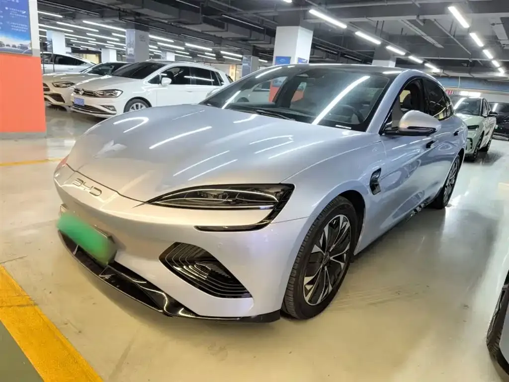 BYD Seal — фото 2