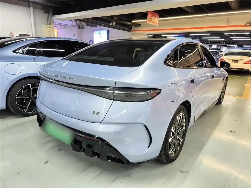 BYD Seal — фото 7