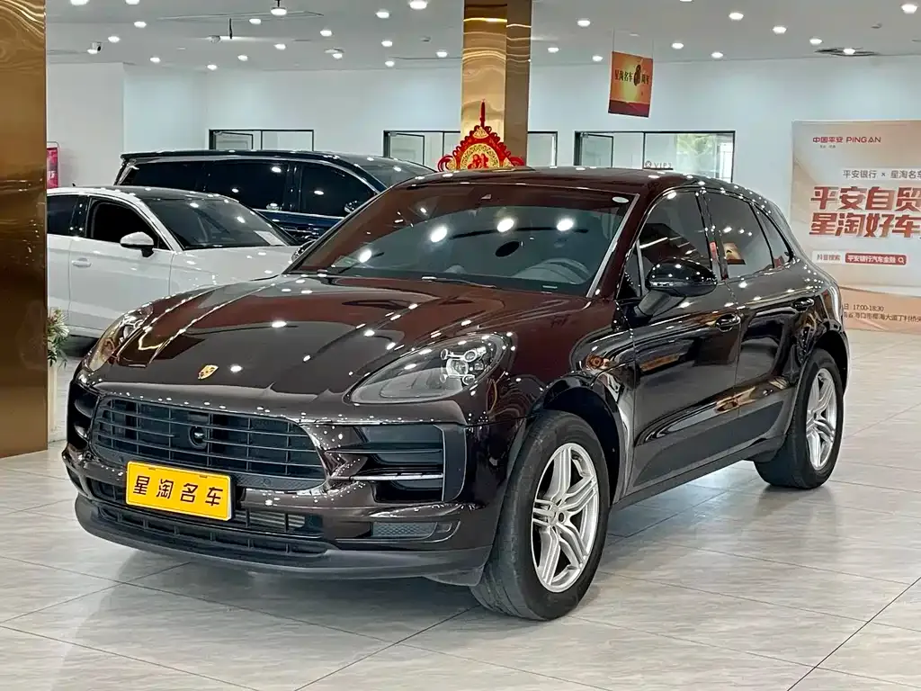 Porsche Macan — фото 1