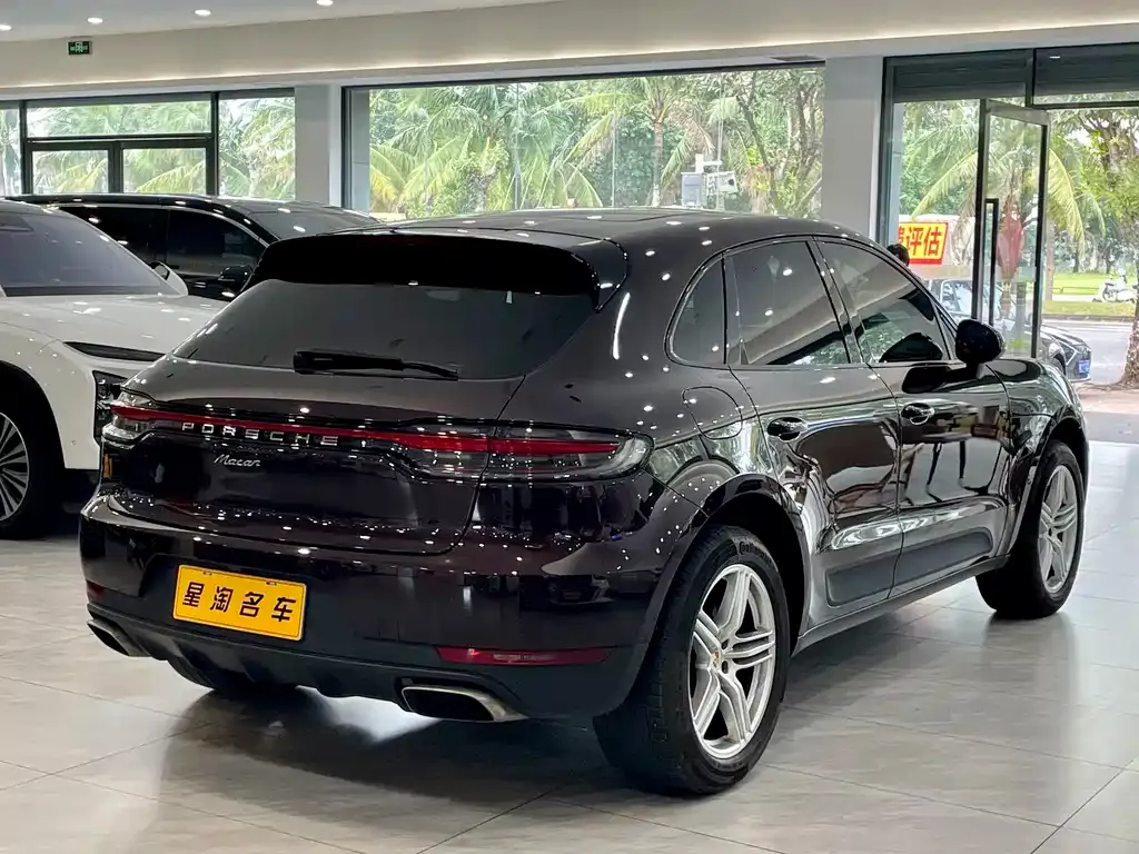 Porsche Macan — фото 5