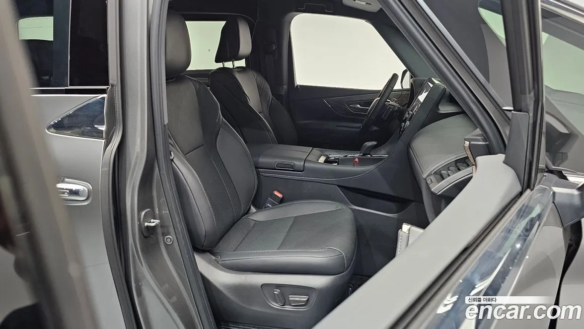 Toyota Alphard — фото 10