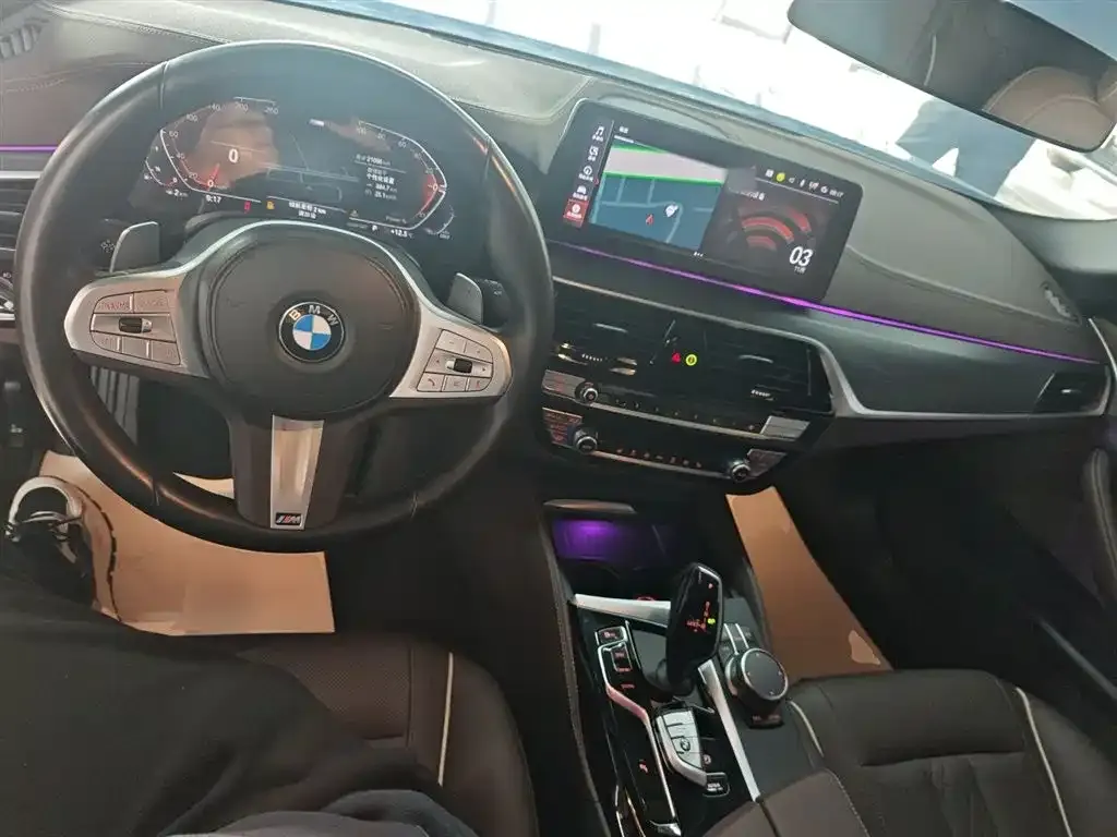 BMW 5 Series — фото 10