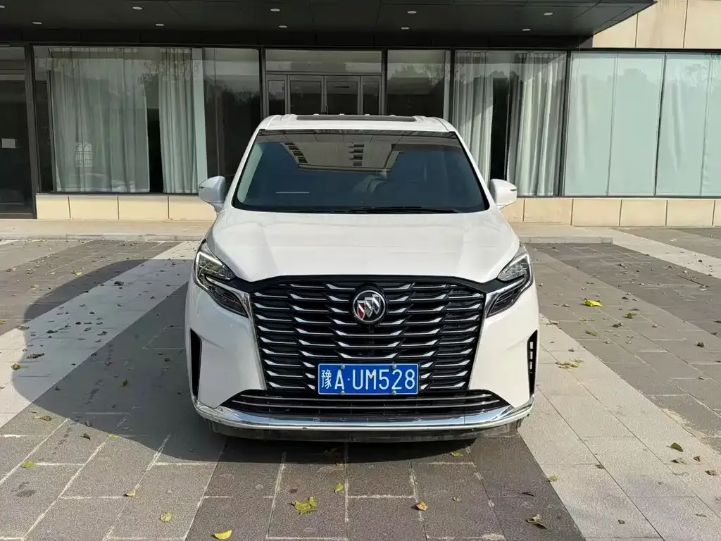 Buick GL8 2025 из CN, фото 2