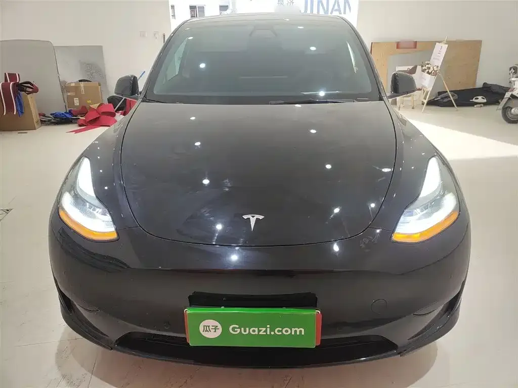 Tesla Model Y 2023 из CN, фото 3