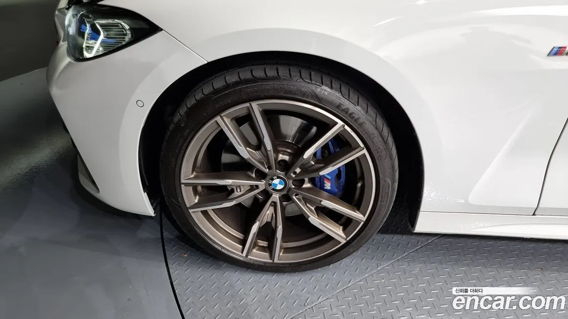 BMW 4-Series 2024 из KR, фото 5