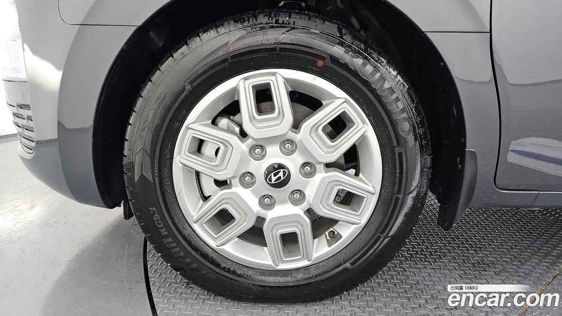 Hyundai Staria 2025 из KR, фото 5