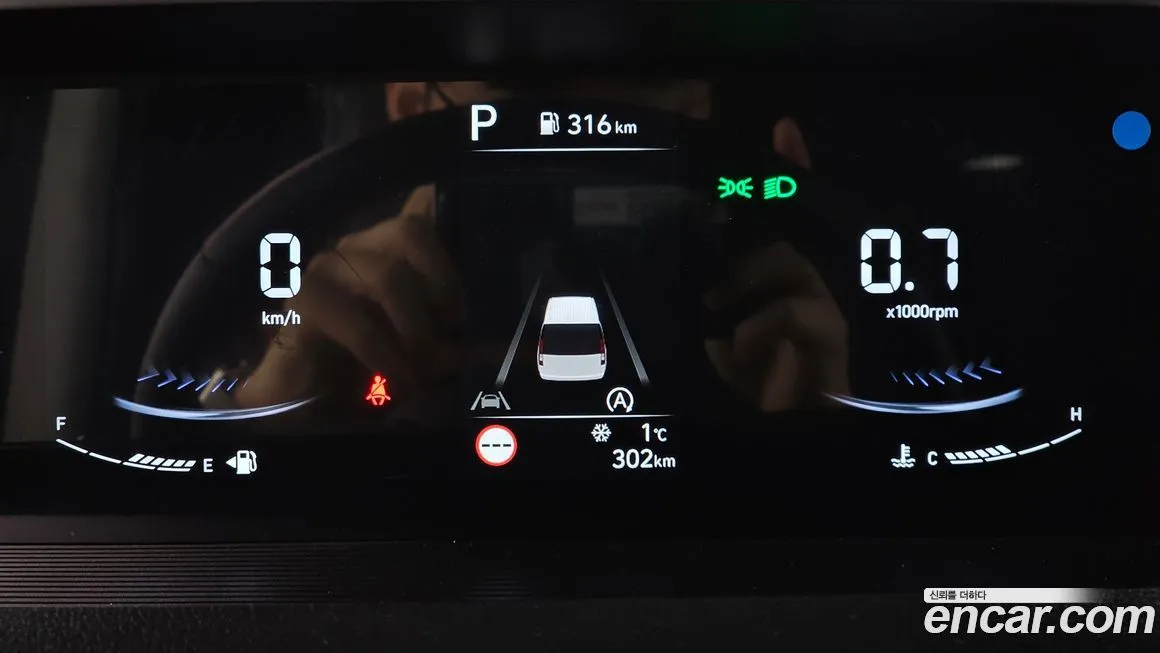 Hyundai Staria 2025 из KR, фото 8