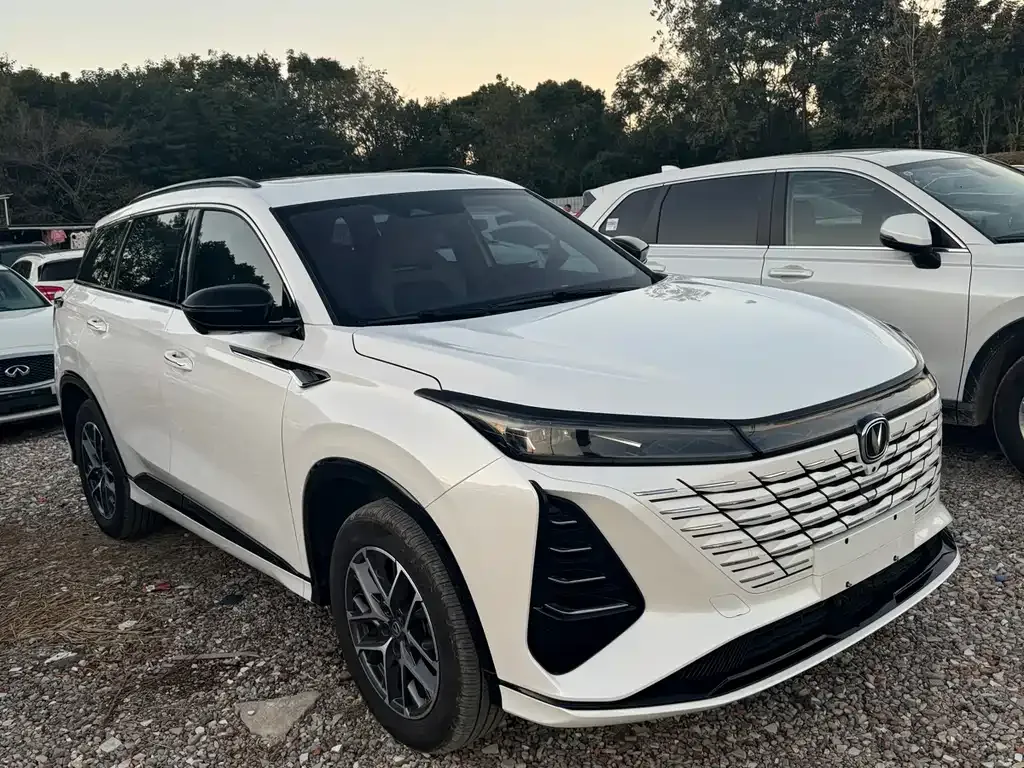 Changan CS75PLUS 2024 из CN, фото 1
