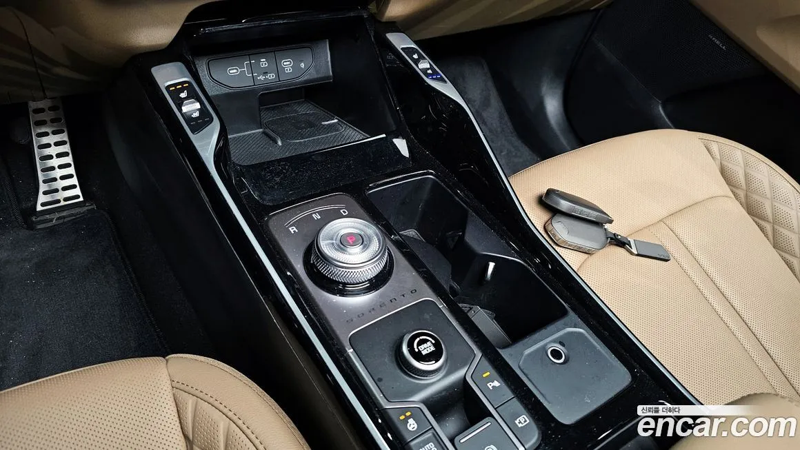Kia Sorento — фото 9