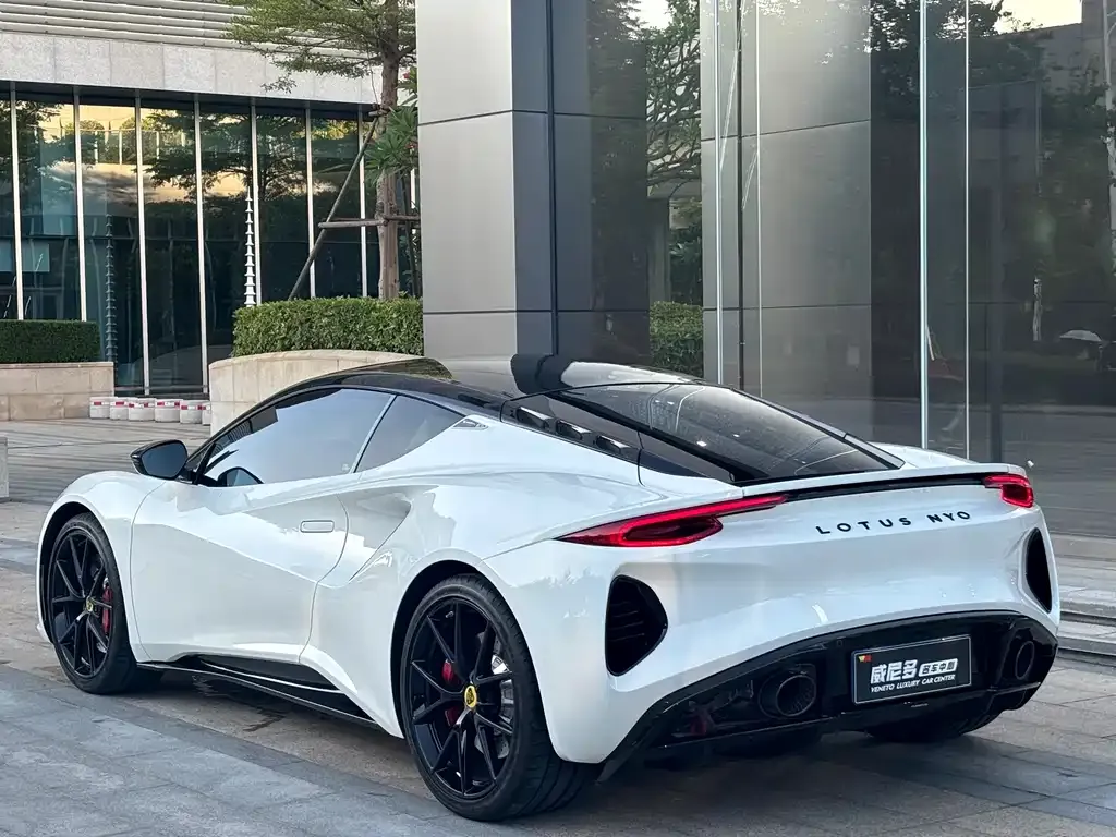 Lotus Emira 2025 из CN, фото 10