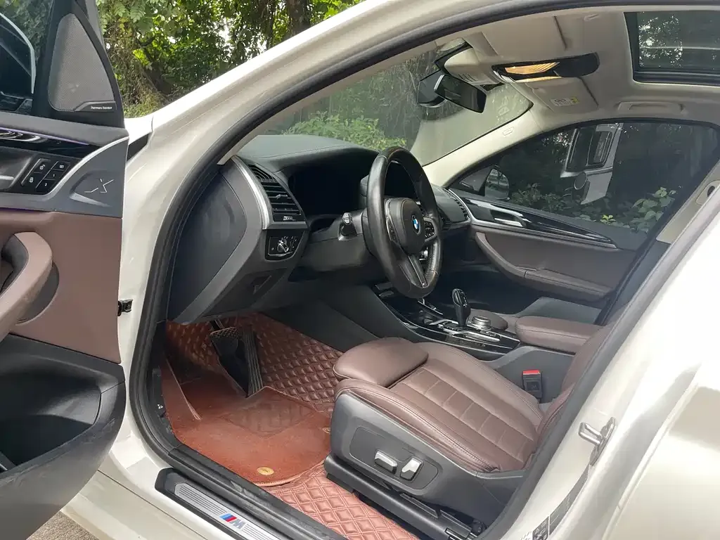 BMW X3 2021 из CN, фото 8