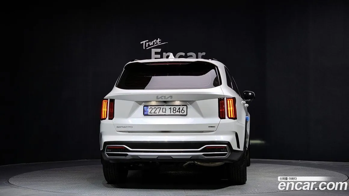 Kia Sorento — фото 4
