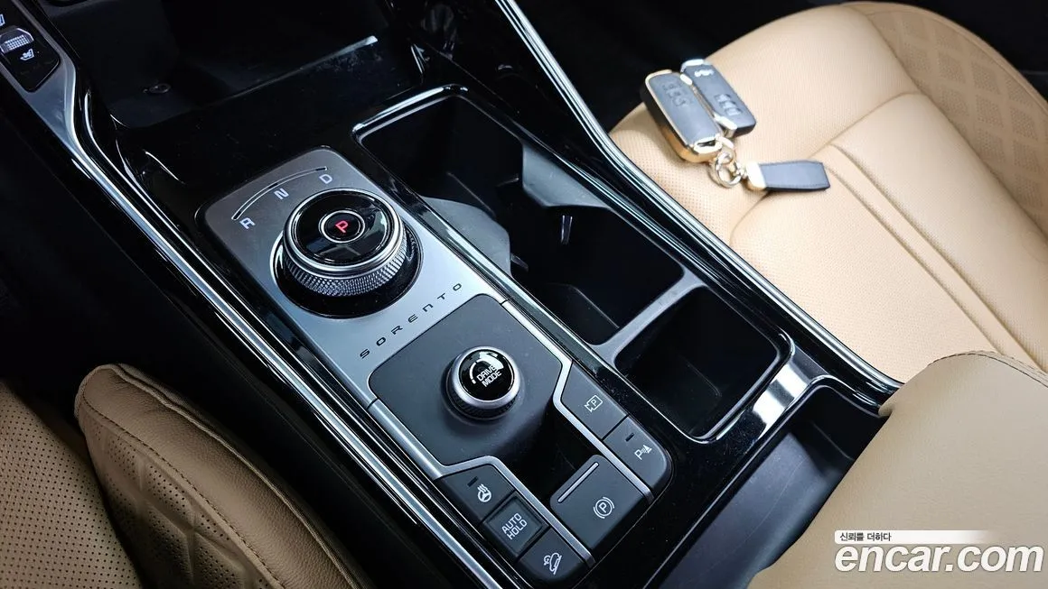 Kia Sorento — фото 9