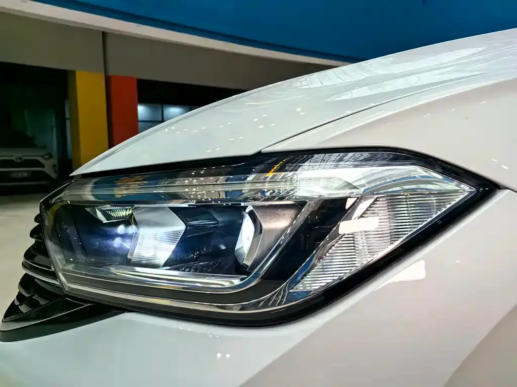Volkswagen Sagitar 2022 из CN, фото 10