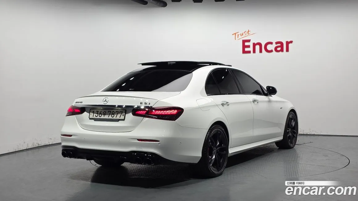 Mercedes-Benz E-Class 2023 из KR, фото 2