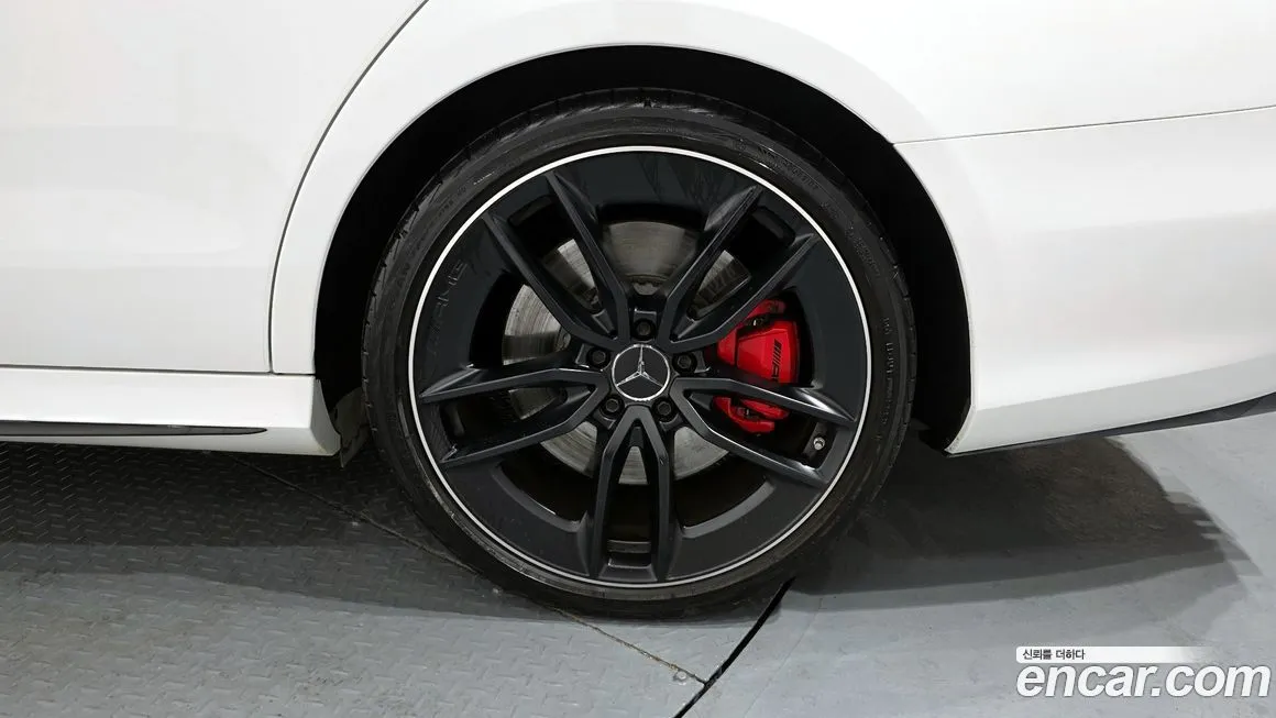 Mercedes-Benz E-Class 2023 из KR, фото 5