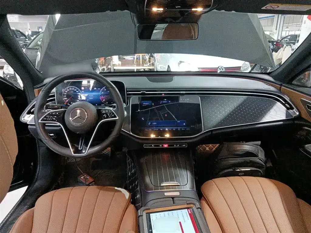 Mercedes-Benz E-Class 2024 из CN, фото 10