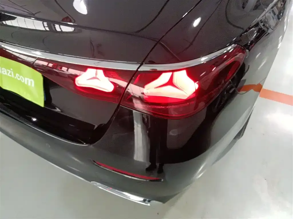 Mercedes-Benz E-Class 2024 из CN, фото 8