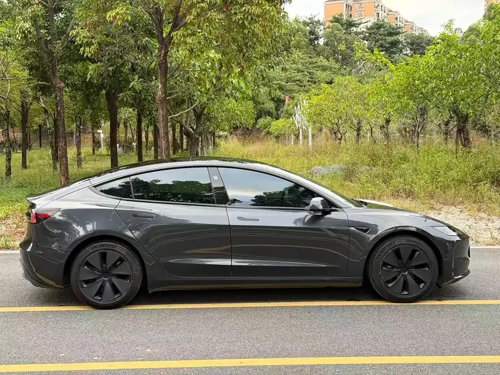 Tesla Model 3 2023 из CN, фото 10