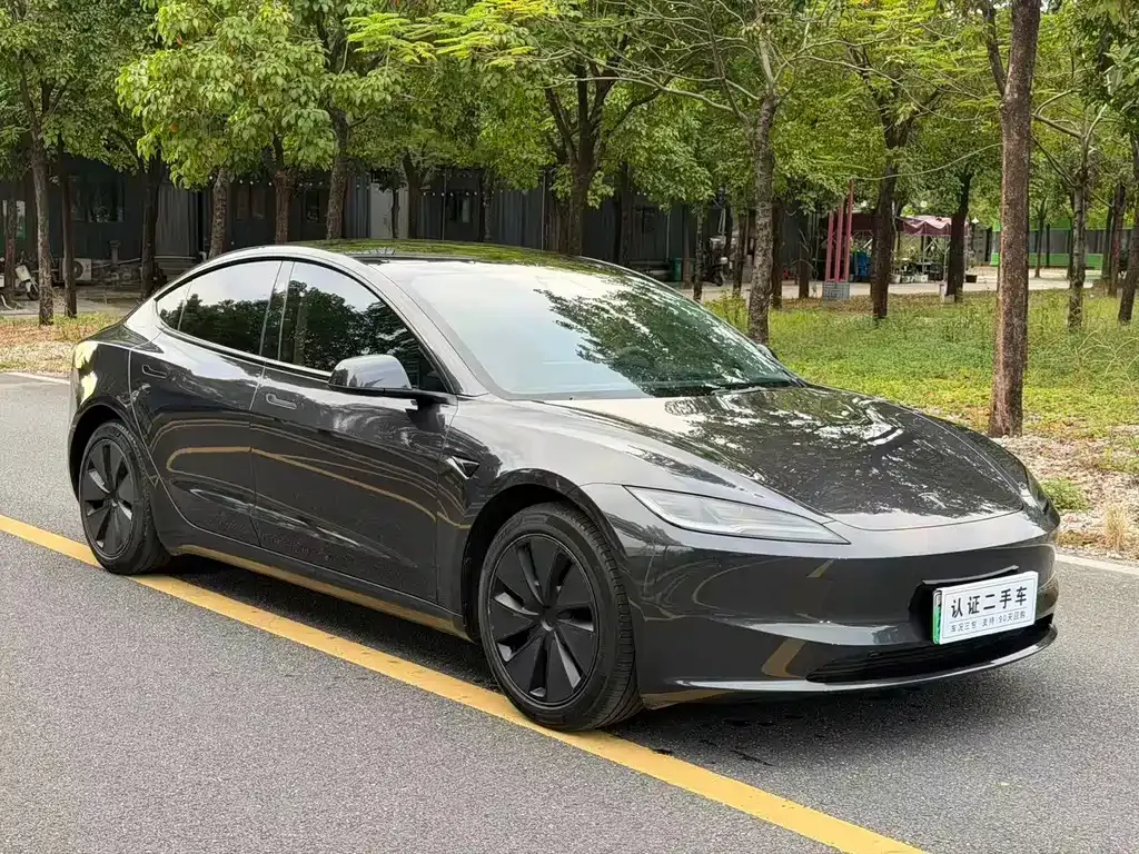 Tesla Model 3 2023 из CN, фото 3