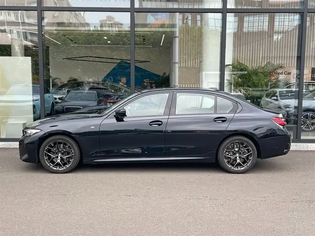 BMW 3 Series 2024 из CN, фото 4