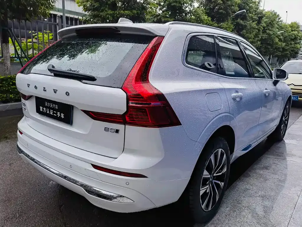 Volvo XC60 2023 из CN, фото 5
