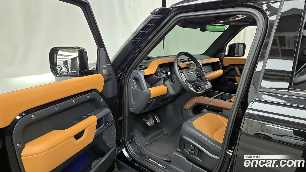 Land Rover Defender — фото 10