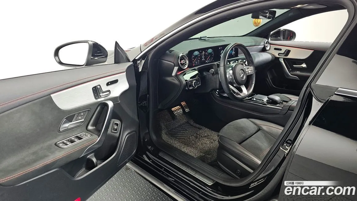 Mercedes-Benz CLA-Class — фото 10