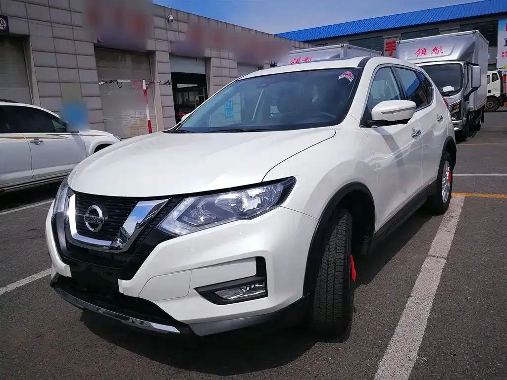 Nissan X-Trail 2023 из CN, фото 2