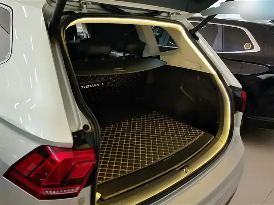Volkswagen Tiguan L 2021 из CN, фото 4