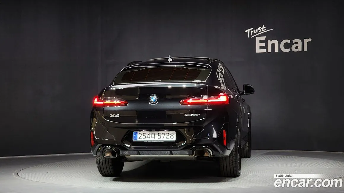 BMW X4 — фото 4