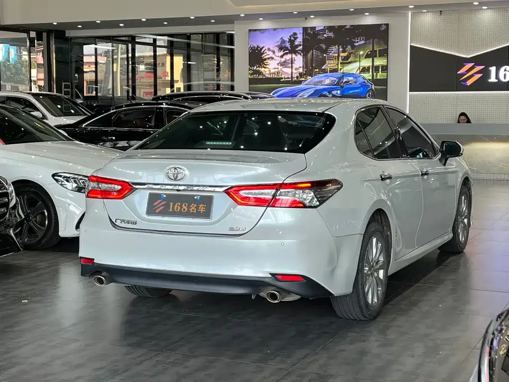 Toyota Camry 2021 из CN, фото 7