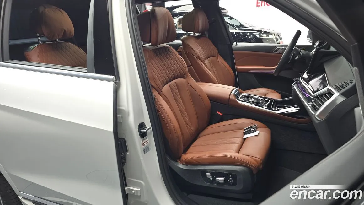 BMW X7 2024 из KR, фото 10