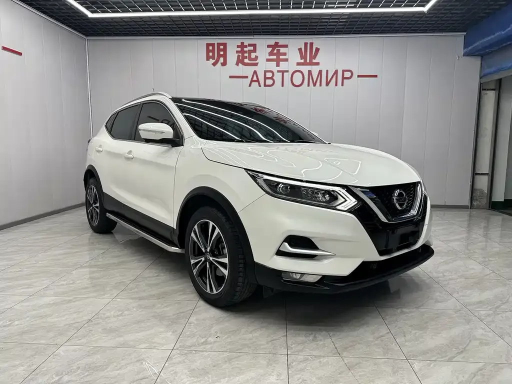 Nissan Qashqai — фото 2