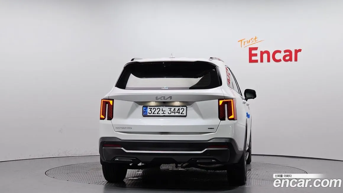 Kia Sorento — фото 4