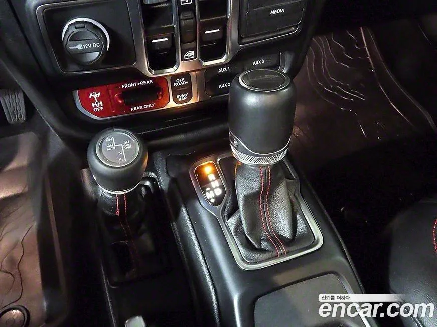 Jeep Gladiator 2023 из KR, фото 9