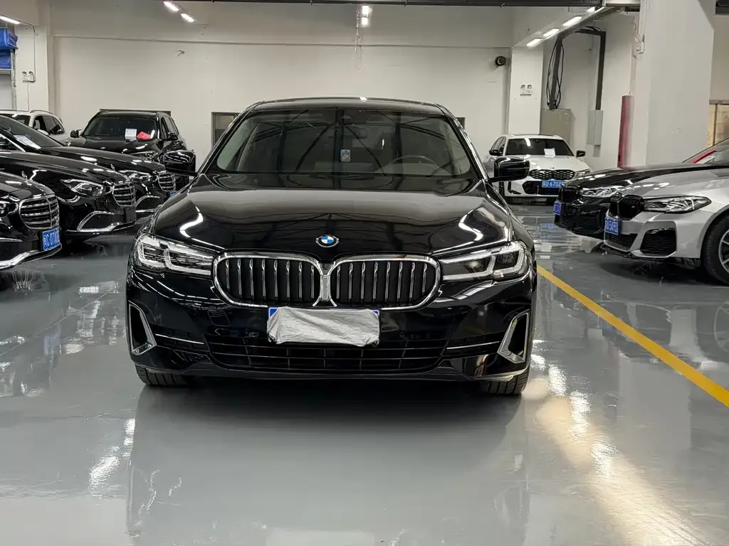 BMW 5 Series — фото 2