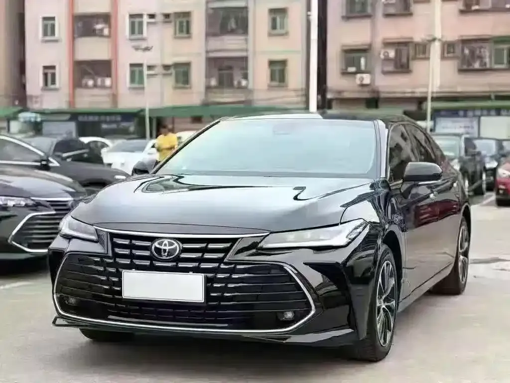 Toyota Avalon 2023 из CN, фото 2