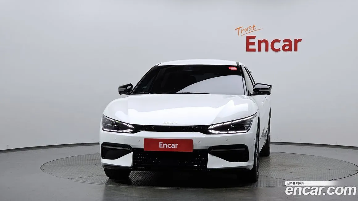 Kia EV6 — фото 3