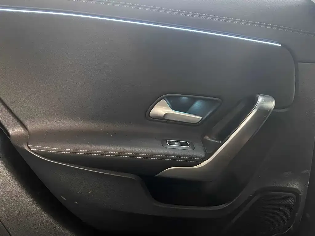 Mercedes-Benz A-Class 2022 из CN, фото 10