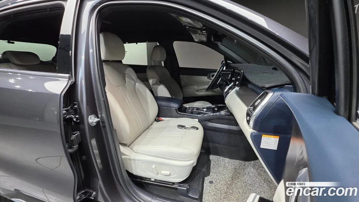 Kia Sorento — фото 10