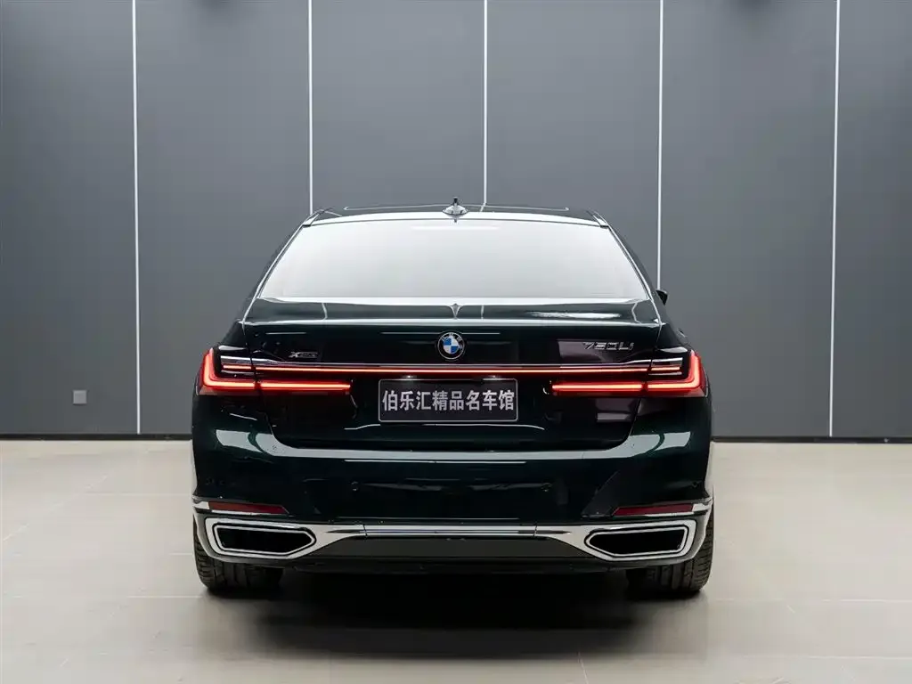 BMW 7 Series — фото 6
