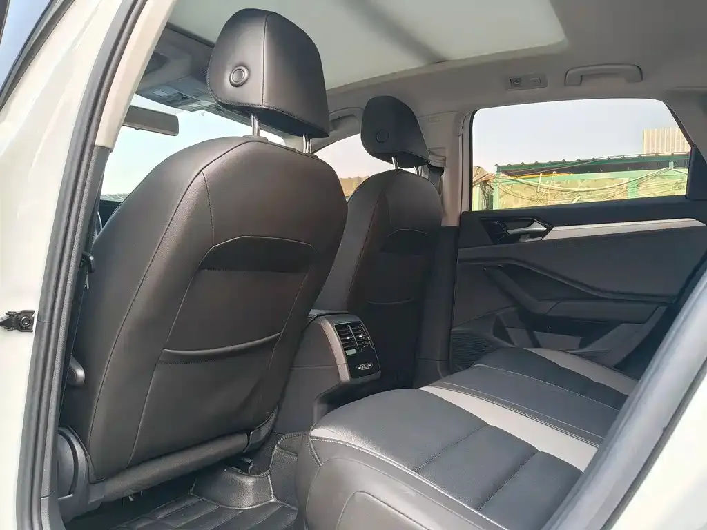 Volkswagen Sagitar 2022 из CN, фото 5