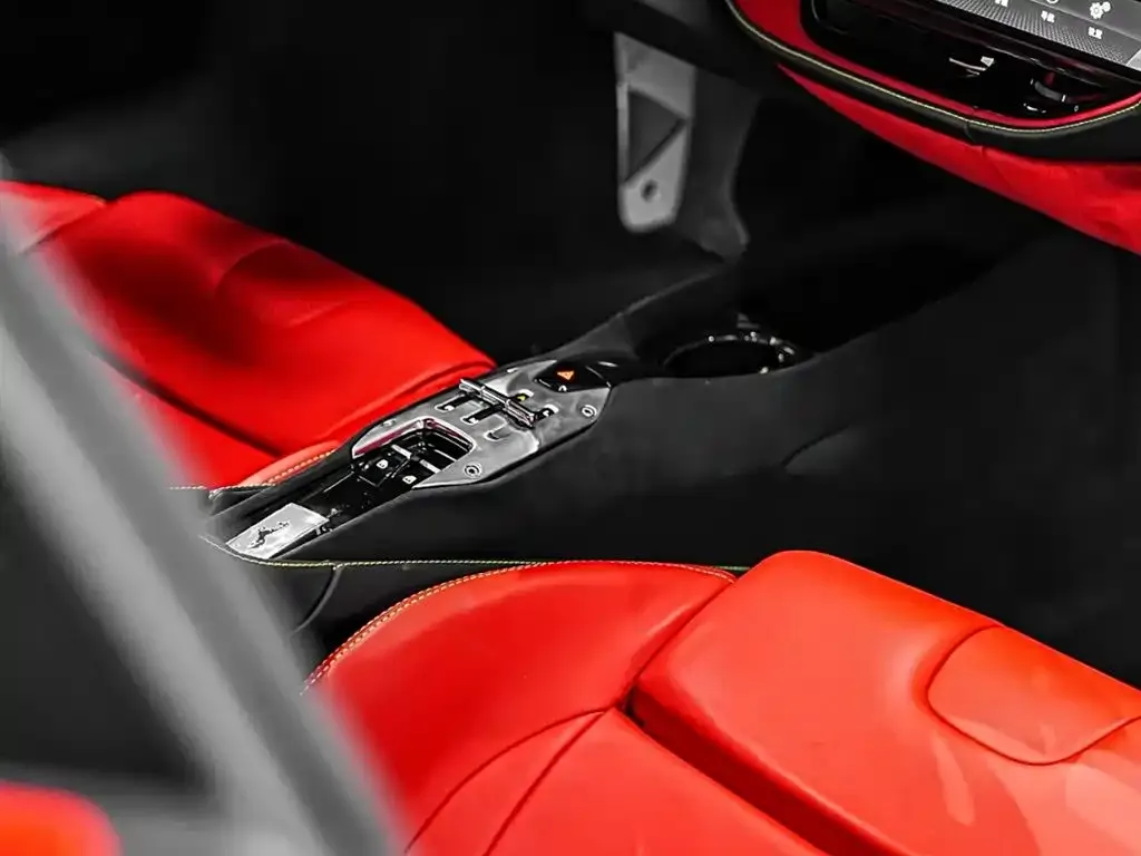 Ferrari SF90 — фото 5