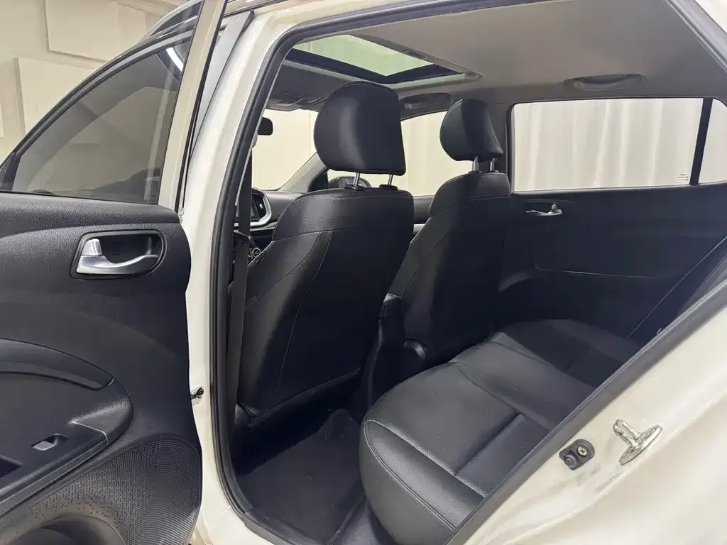 Kia KX1 — фото 7
