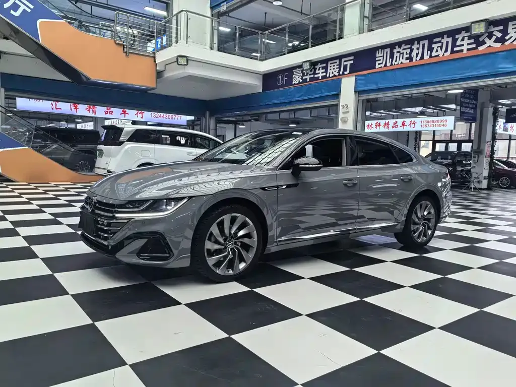 Volkswagen CC 2022 из CN, фото 1